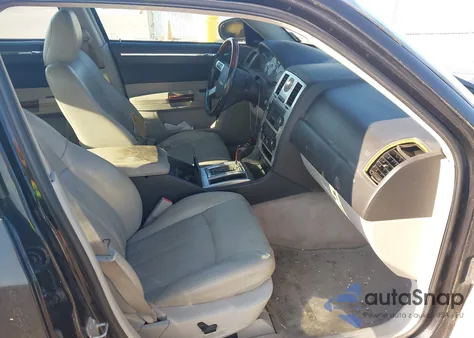 2007 Chrysler 300C from USA, damaged, VIN 2C3KA63H57H813645